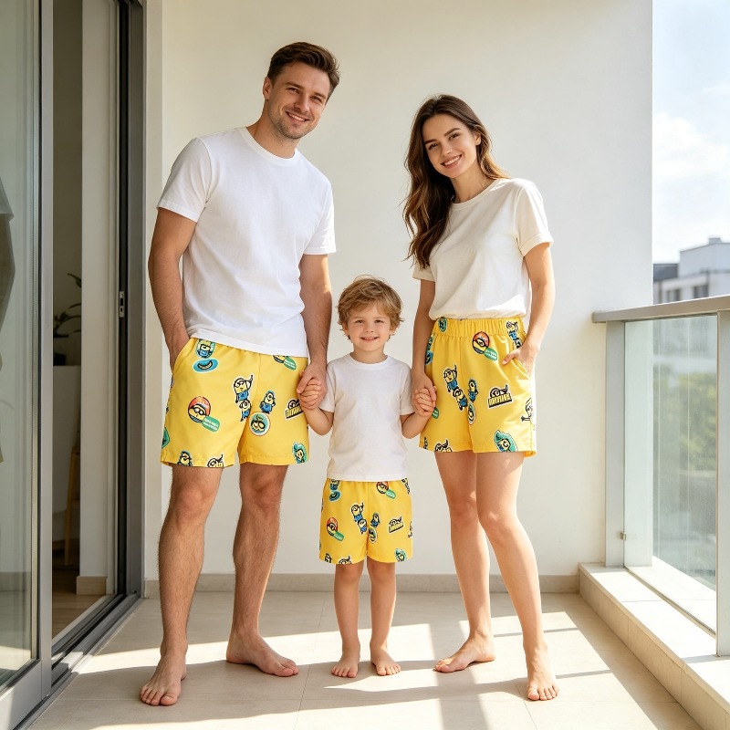 Boyshort Underwear - Chłopięce szorty kąpielowe z nadrukiem Minionków,